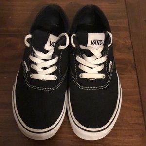 Vans - Authentic Core Classic